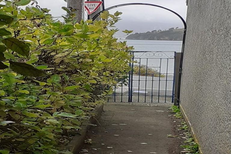 Photo of property in 2a Hereweka Street, Portobello, Dunedin, 9014