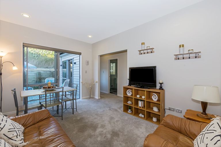 Photo of property in 59 Madison Terrace, Silverdale, 0932