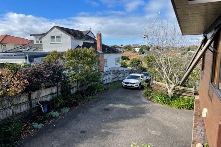 Photo of property in 43a Bracken Avenue, Takapuna, Auckland, 0622
