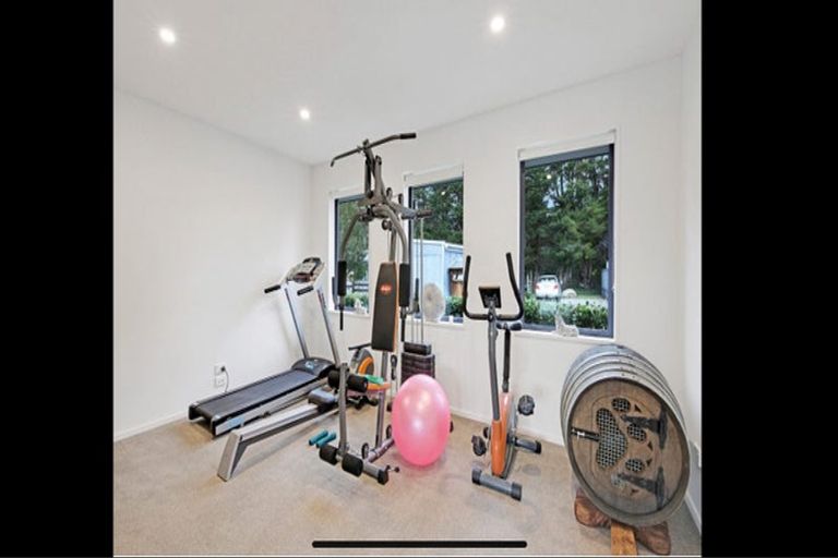 Photo of property in 205 High Street, Oxford, 7430