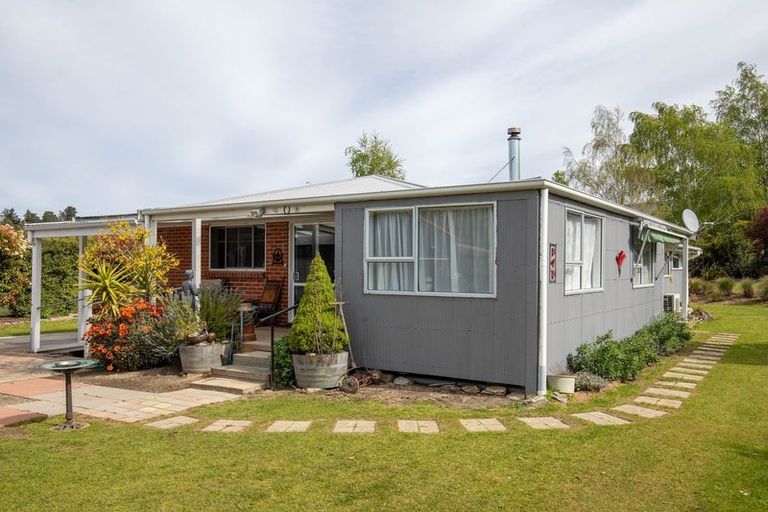 Photo of property in 39 Tamblyn Drive, Lake Roxburgh Village, Roxburgh, 9571