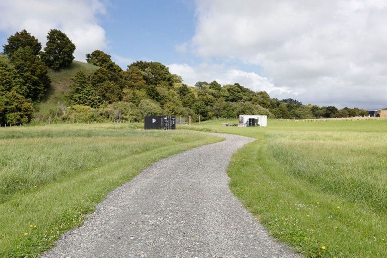 Photo of property in 183 Kiritaki Road, Dannevirke, 4972