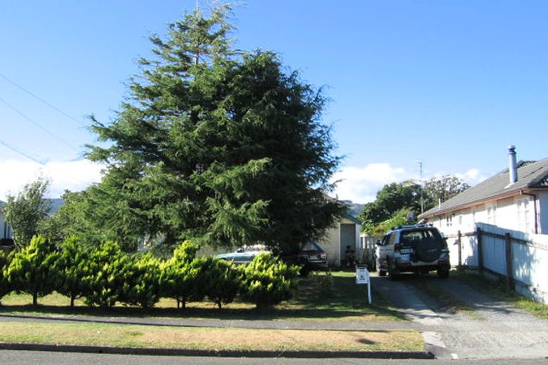 Photo of property in 25 Ngata Grove, Trentham, Upper Hutt, 5018
