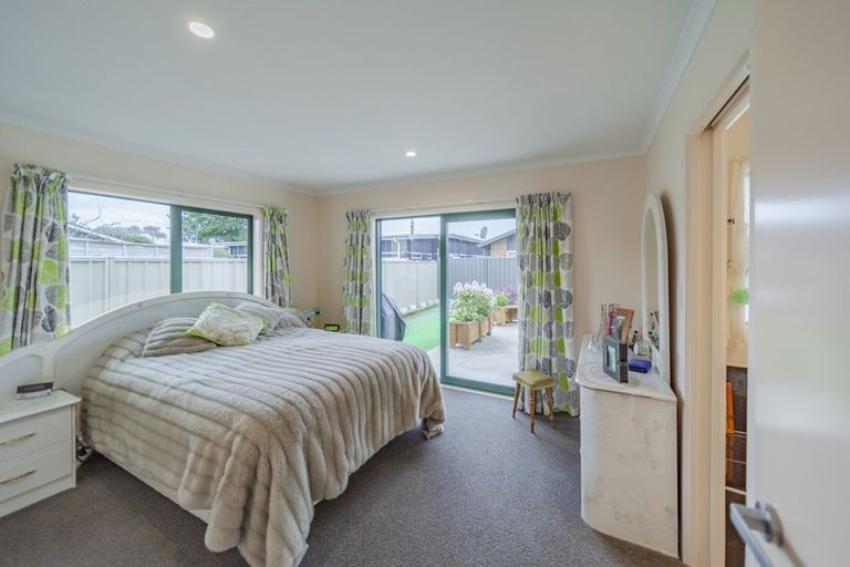 Photo of property in 7 Gregory Grove, Clive, 4102