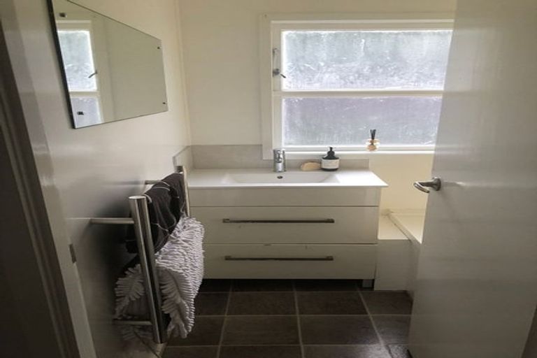 Photo of property in 2/31 Abercrombie Street, Howick, Auckland, 2014