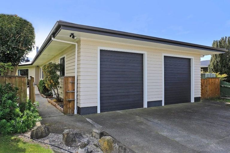 Photo of property in 25 Trinity Crescent, Pirimai, Napier, 4112