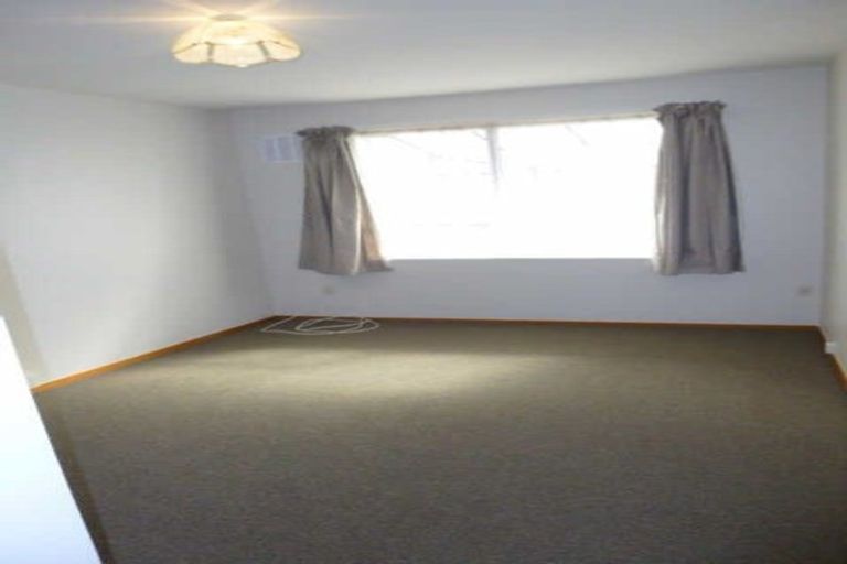 Photo of property in 2/132 Hay Street, Bromley, Christchurch, 8062