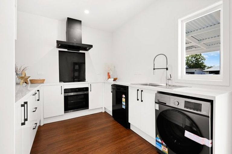 Photo of property in 8 Cassidy Street, Hamilton East, Hamilton, 3216