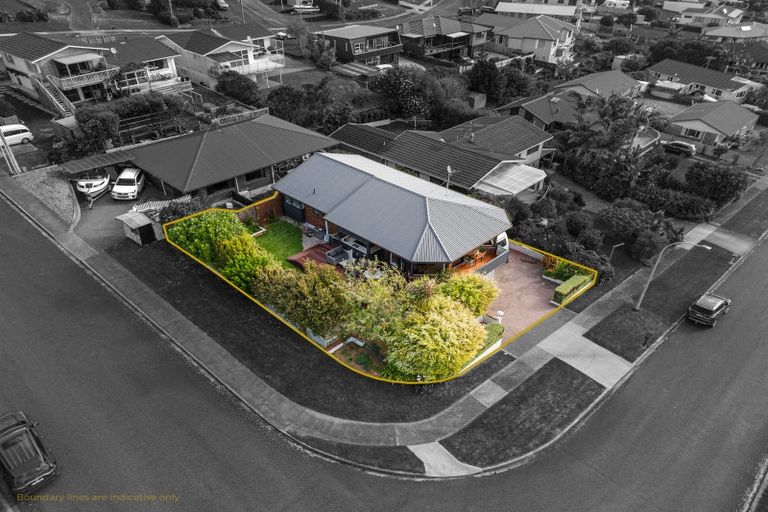 Photo of property in 1 Ruamoana Place, Omokoroa, 3114