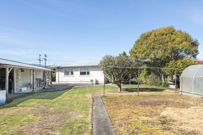 Photo of property in 207 Whitby Road, Wakefield, 7025