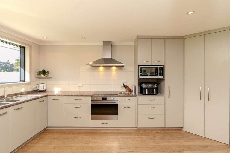 Photo of property in 22 Edkins Road, Kerikeri, 0230