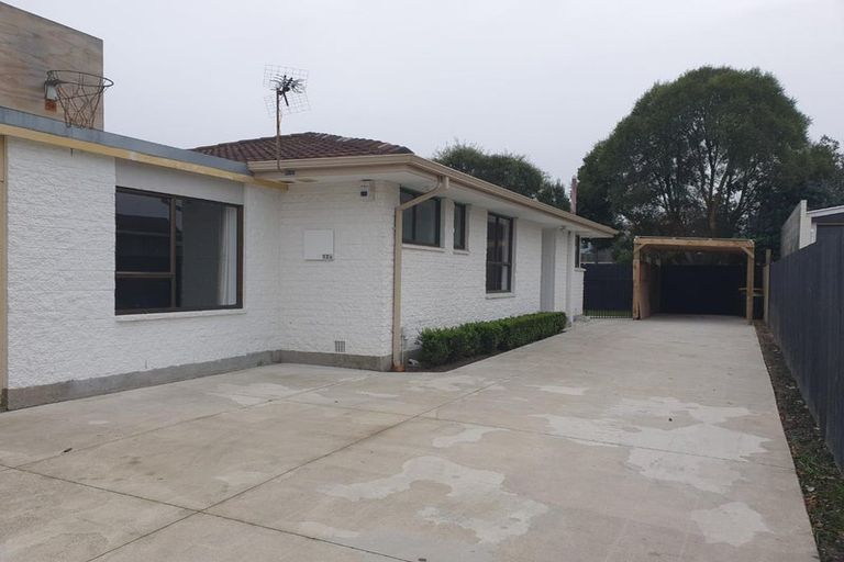 Photo of property in 1/12 Camrose Place, Ilam, Christchurch, 8041