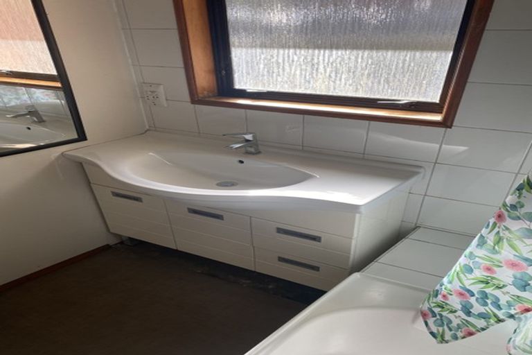 Photo of property in 16a Arawata Terrace, Fernhill, Queenstown, 9300