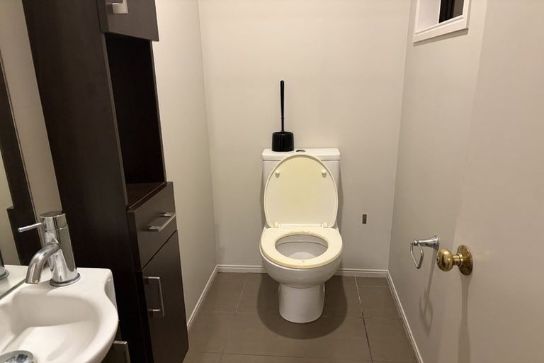 Photo of property in 113 Redoubt Road, Goodwood Heights, Auckland, 2105