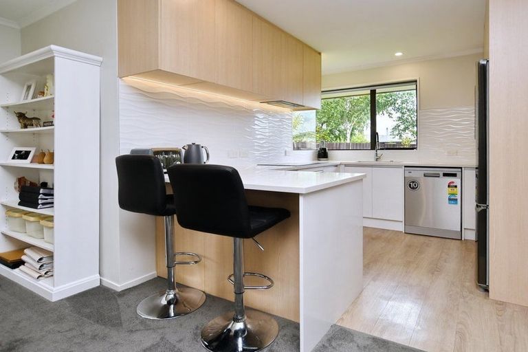 Photo of property in 10 Rowse Street, Rangiora, 7400