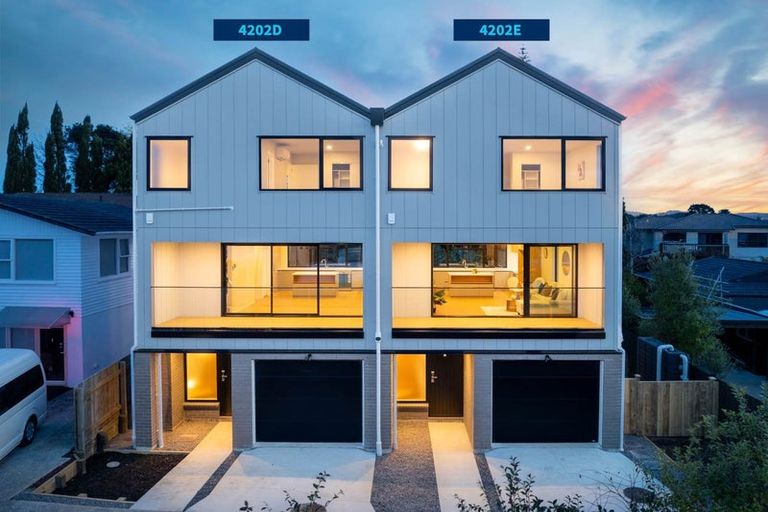 Photo of property in 4202d Great North Road, Glendene, Auckland, 0602