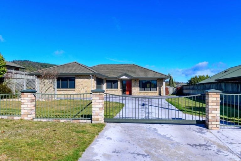 Photo of property in 97 Basley Road, Owhata, Rotorua, 3010