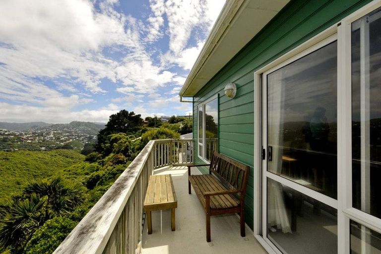 Photo of property in 86 Karepa Street, Brooklyn, Wellington, 6021