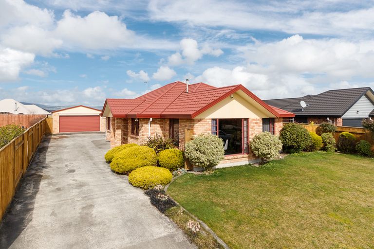 Photo of property in 66 Branigan Parade, Kelvin Grove, Palmerston North, 4414
