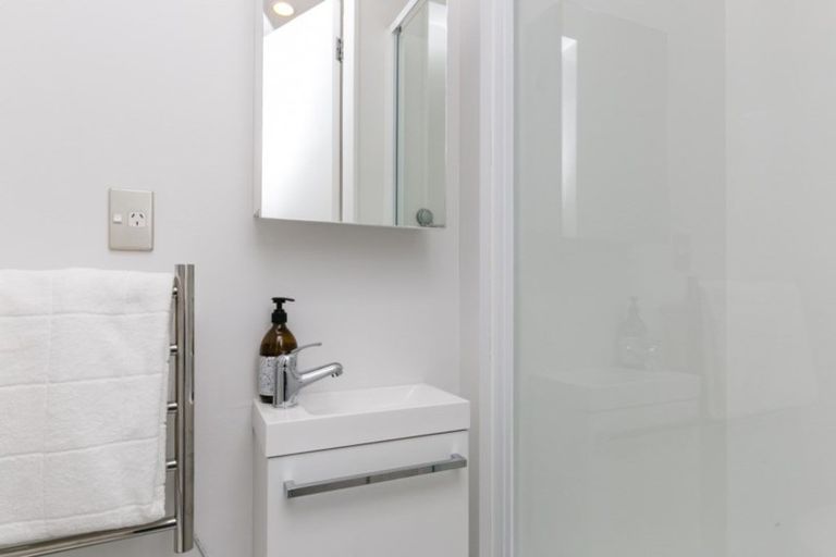 Photo of property in Mondrian Townhouses, 4/24 Hanson Street, Mount Cook, Wellington, 6021