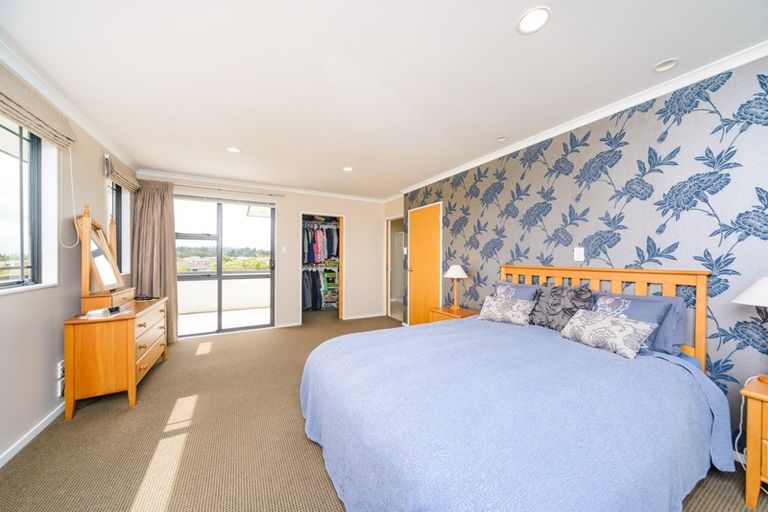 Photo of property in 189 Ruapehu Drive, Fitzherbert, Palmerston North, 4410