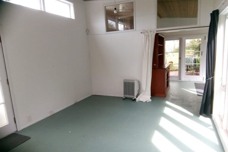 Photo of property in 31 Matama Road, Glen Eden, Auckland, 0602