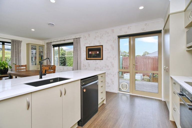 Photo of property in 9 Puhara Avenue, Parklands, Christchurch, 8083