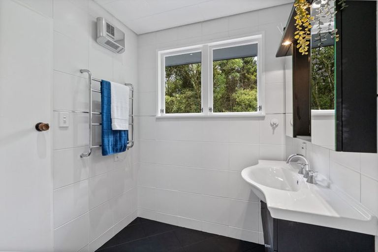 Photo of property in 18 Rata Road, Otatara, Invercargill, 9879