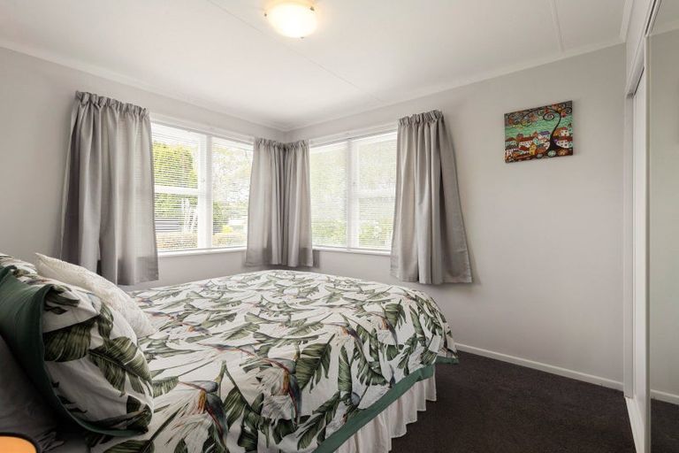 Photo of property in 17 Challinor Street, Pukete, Hamilton, 3200