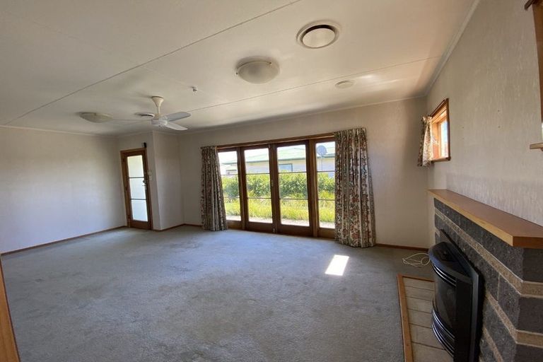 Photo of property in 12 Palmerston Road, Havelock North, 4130