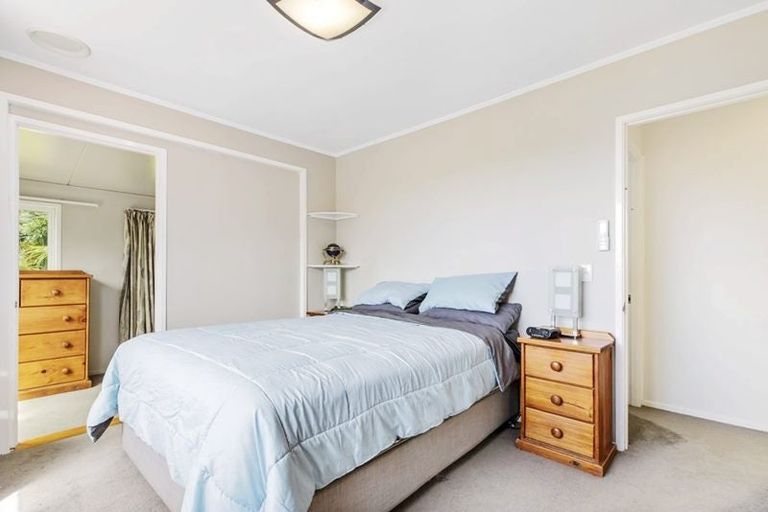 Photo of property in 7 Kilcar Place, Massey, Auckland, 0614