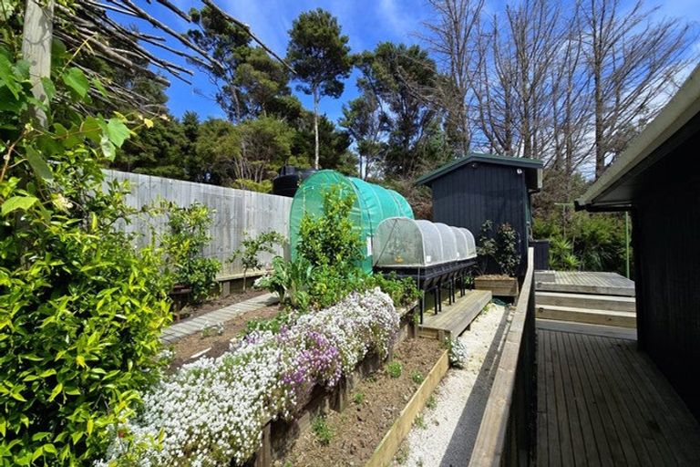 Photo of property in 17 Woods Ridge Road, Kawau Island, 0920