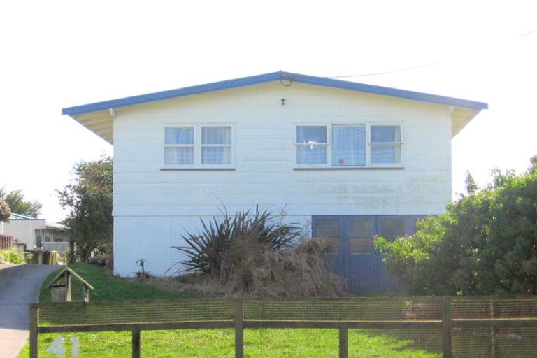 Photo of property in 41 Simpson Road, Papamoa Beach, Papamoa, 3118