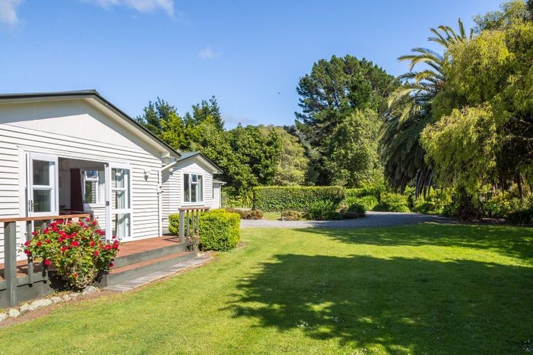 Photo of property in 49 Western Lake Road, Western Lake, 5773