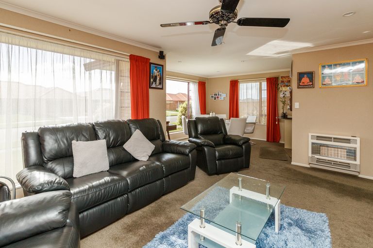 Photo of property in 66 Branigan Parade, Kelvin Grove, Palmerston North, 4414