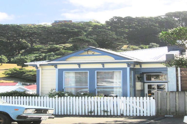 Photo of property in 124 Hanson Street, Newtown, Wellington, 6021