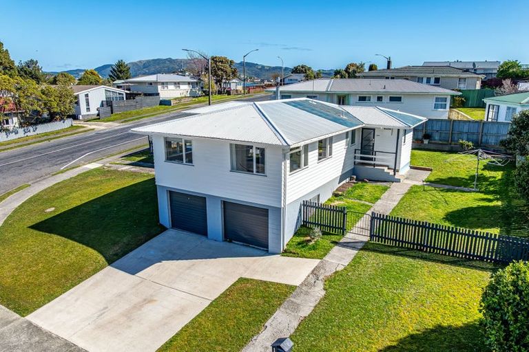Photo of property in 1 Caduceus Place, Ascot Park, Porirua, 5024
