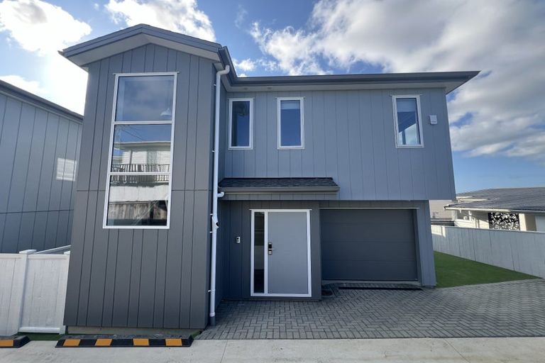 Photo of property in 319d East Coast Road, Mairangi Bay, Auckland, 0630