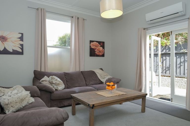 Photo of property in 37 Falkland Street, Maori Hill, Dunedin, 9010