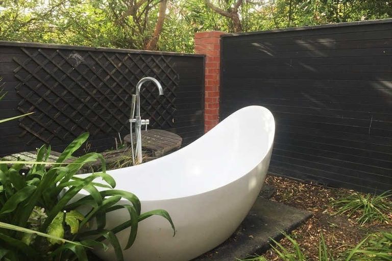 Photo of property in 54 Maffeys Road, Mount Pleasant, Christchurch, 8081