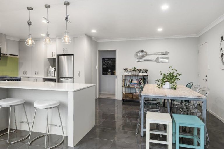 Photo of property in 35 Elmbridge Place, Owhata, Rotorua, 3010