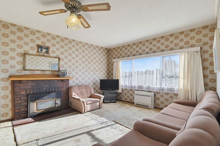 Photo of property in 72 Ferry Road, Clive, 4102