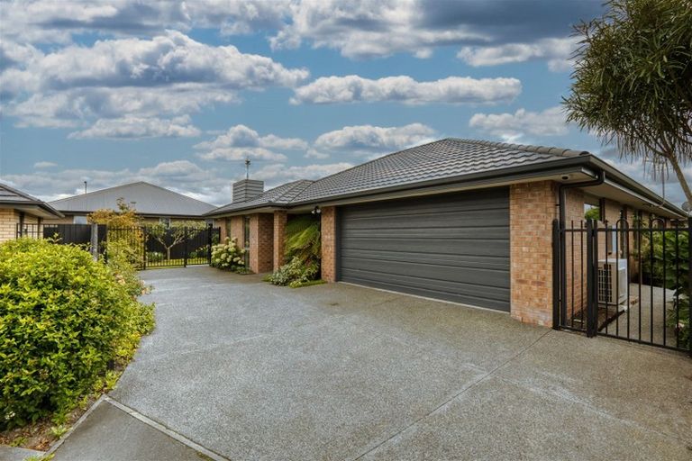 Photo of property in 7 Raranga Street, Marshland, Christchurch, 8083