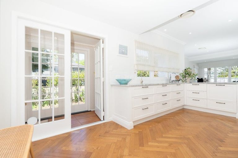 Photo of property in 10 Woodstock Road, Fairfield, Hamilton, 3214