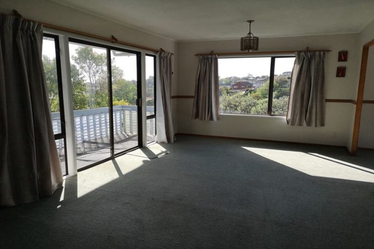 Photo of property in 149 Oaktree Avenue, Browns Bay, Auckland, 0630