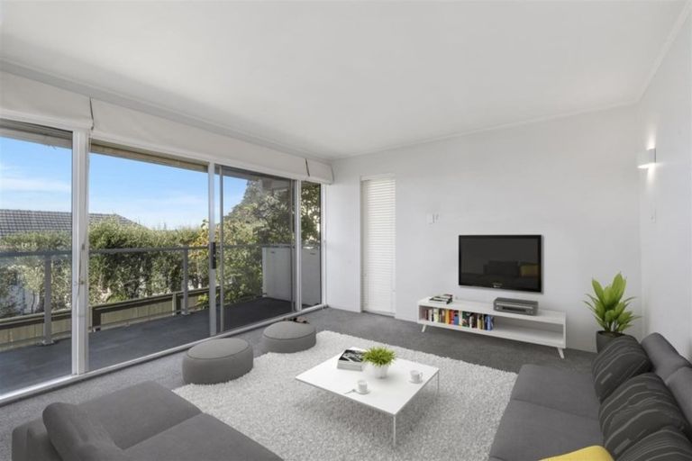 Photo of property in 6/21 Clifton Road, Hauraki, Auckland, 0622