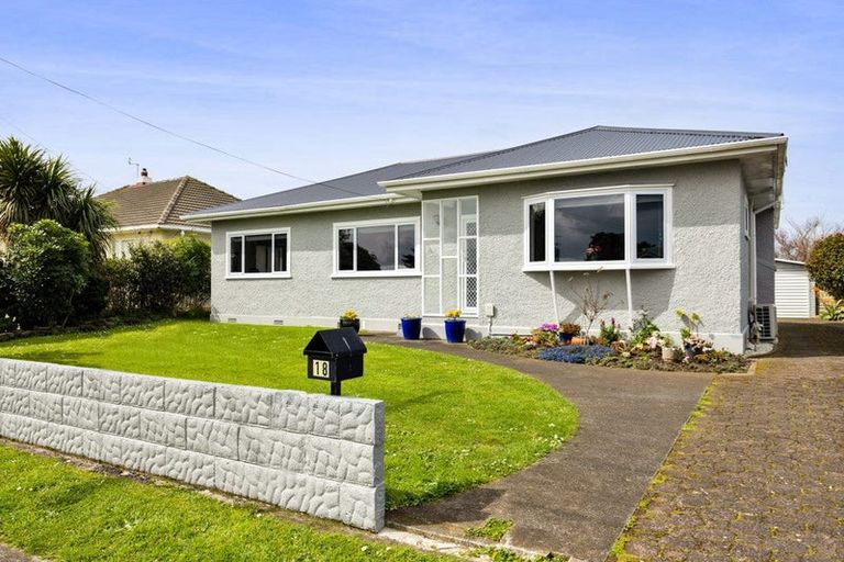 Photo of property in 18 Albion Street, Hawera, 4610