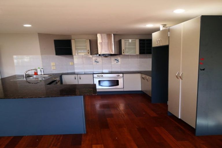 Photo of property in 16a Vera Road, Te Atatu South, Auckland, 0610