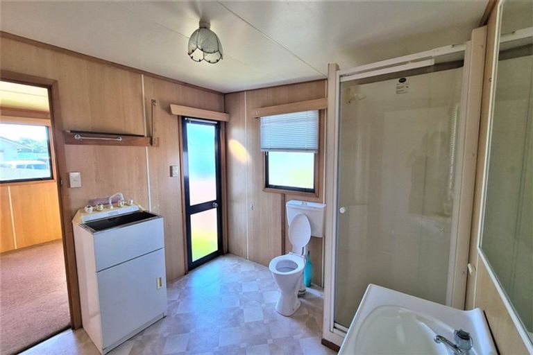 Photo of property in 13 Hickey Place, Opunake, 4616