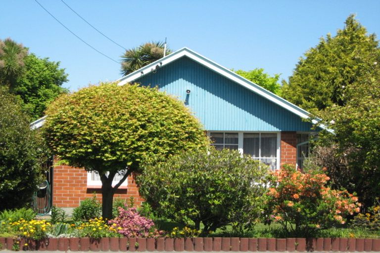 Photo of property in 78 Farquhars Road, Redwood, Christchurch, 8051